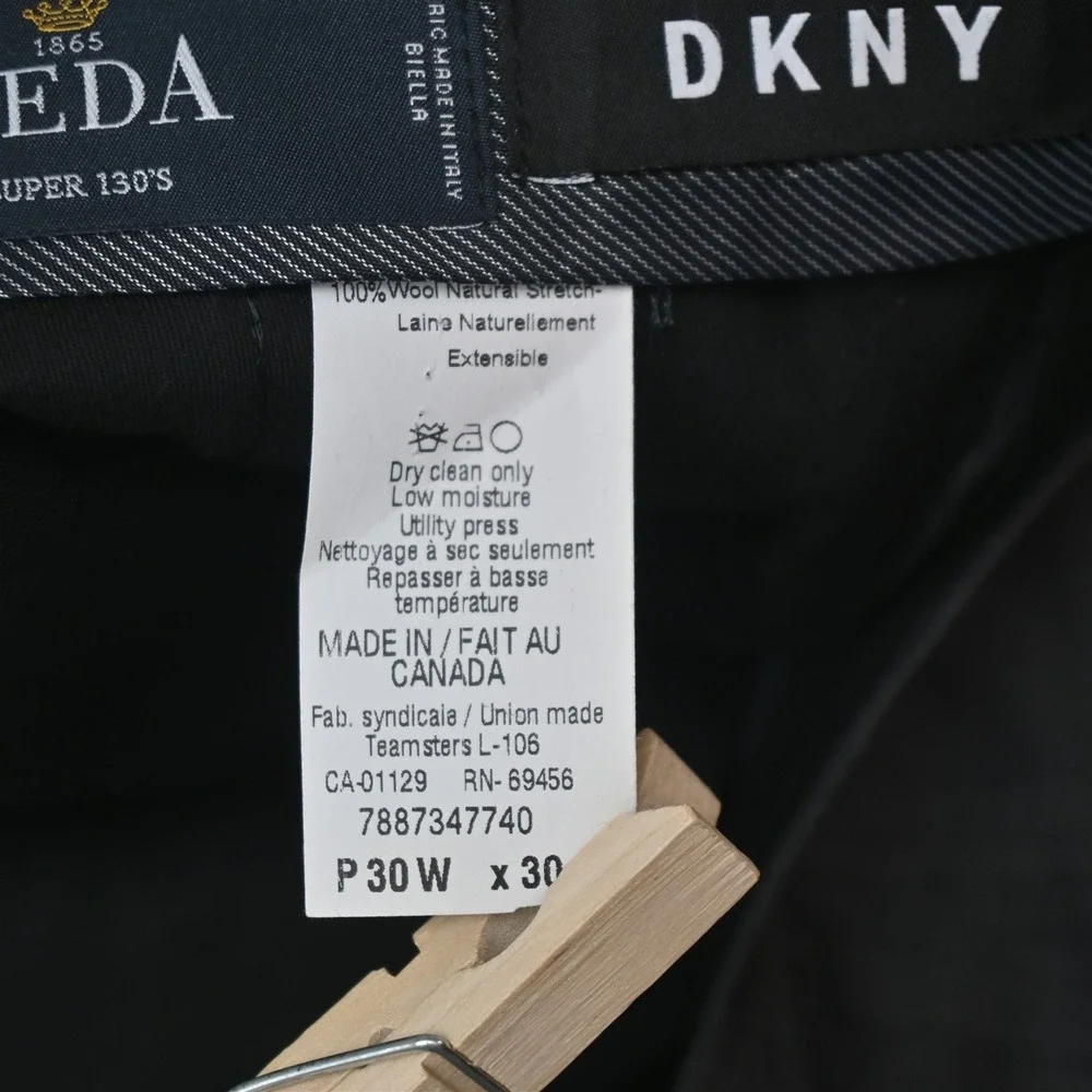 DKNY 38R 30x30 Gray Sharkskin 100% Reda Wool Mens Jacket Pants Suit